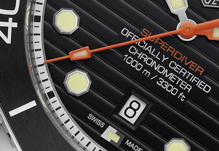 泰格豪雅Aquaracer Professional 1000 Superdiver