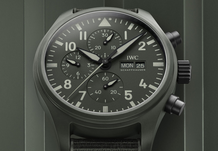 IWC萬國錶飛行員系列Top Gun海軍空戰部隊計時腕錶「森林地」