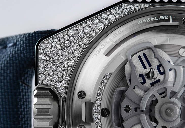 URWERK UR-100V Stardust