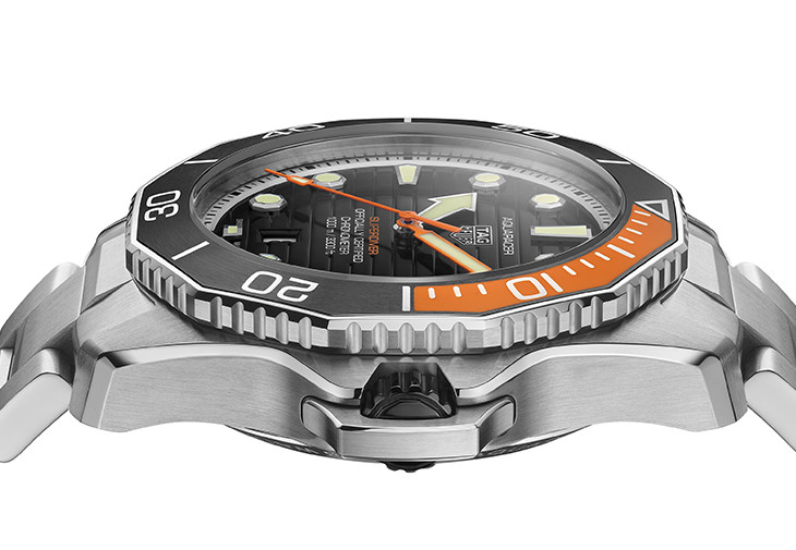 泰格豪雅Aquaracer Professional 1000 Superdiver