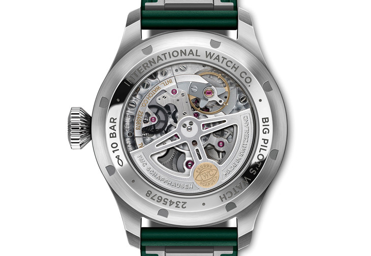 IWC英國「賽車綠」大型飛行員腕錶43