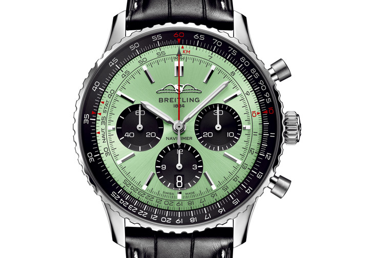 百年靈Navitimer B01 Chronograph 43