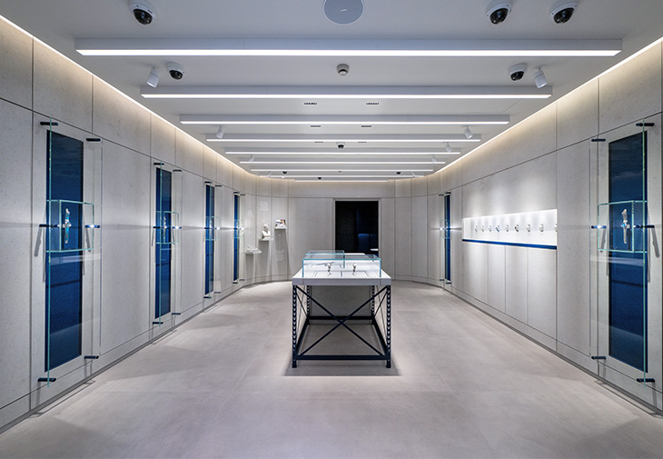 H. MOSER & CIE.亨利慕時上海專賣店