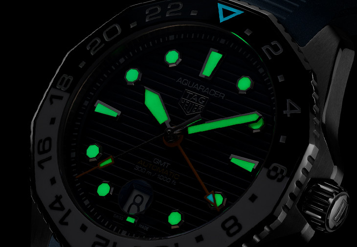 泰格豪雅Aquaracer Professional 300 GMT兩地時間腕錶
