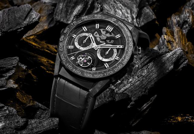 泰格豪雅TAG HEUER Carrera Heuer 02T鍛造碳陀飛輪幻影計時腕錶