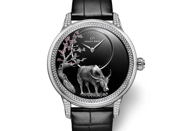 雅克德羅 Jaquet Droz 浮雕水牛白金鑲鑽時分小針盤腕錶,型號:J005024286