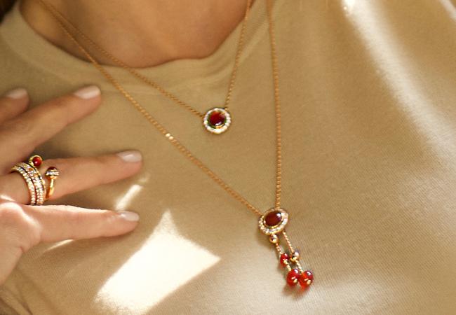 PIAGET Possession系列18K玫瑰金紅玉髓鑲鑽流蘇墜鍊