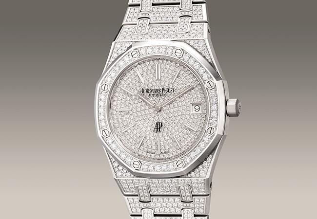 愛彼「Royal Oak, Jumbo Extra Thin」白金鑲鑽自動鏈帶腕錶
