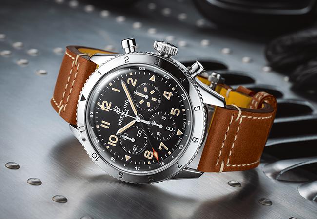 百年靈BREITLING超級飛行員世界時計時腕錶「野馬戰鬥機」特別版