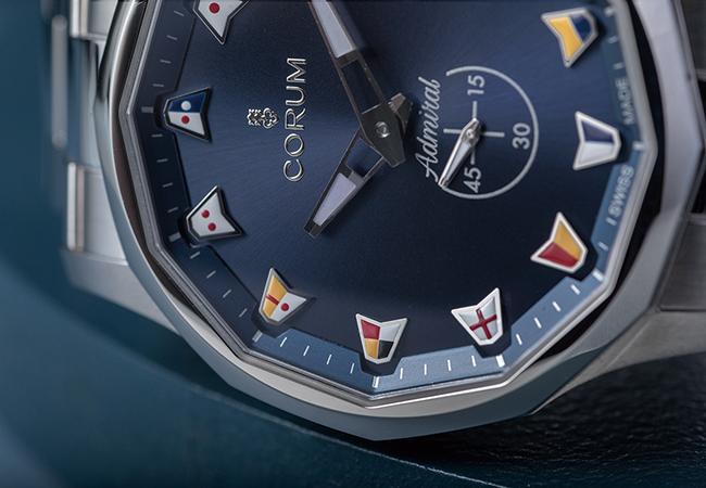 崑崙表CORUM Admiral 42 Auto Blue Ray Dial再現經典海事旗語
