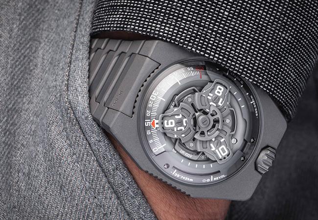 URWERK UR-100V Full Titanium Jacket限量錶