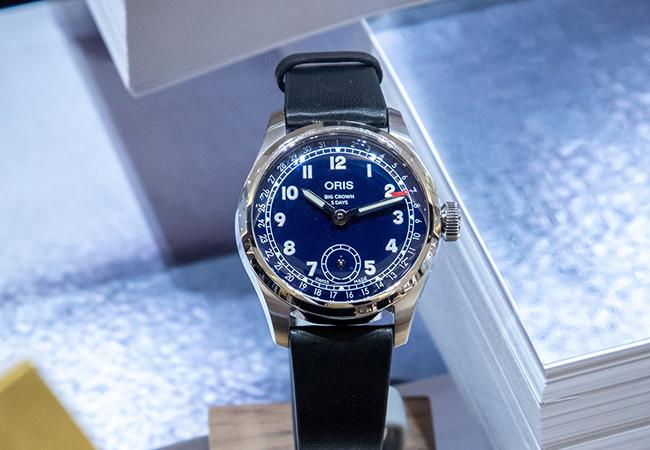 豪利時Big Crown Calibre 403指針式日曆錶