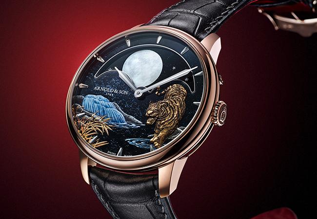 亞諾表Aroold&Son Year of the Tiger金雕微繪恆久月相腕錶