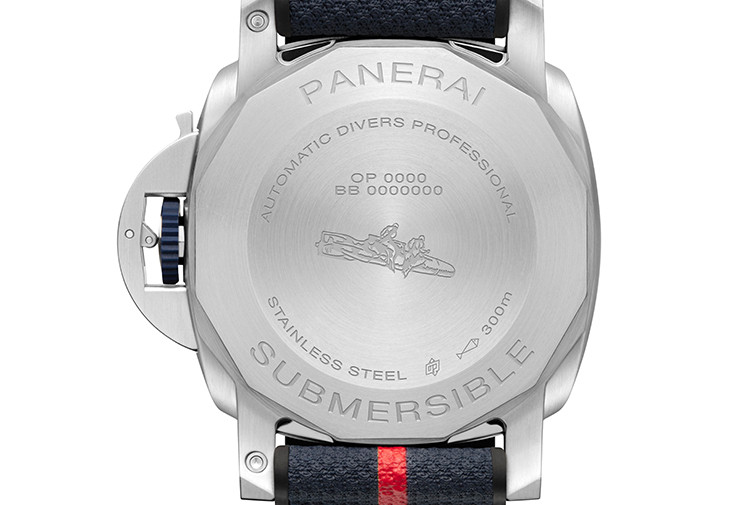 沛納海Submersible QuarantaQuattro Luna Rossa PAM01391