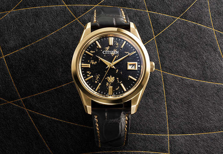 The CITIZEN箔金羽鷹限量款Cal.A060高精準光動能萬年曆腕錶