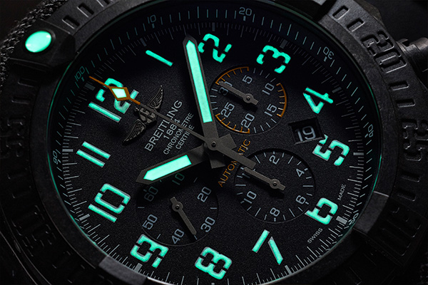 Breitling hot sale avenger hurricane