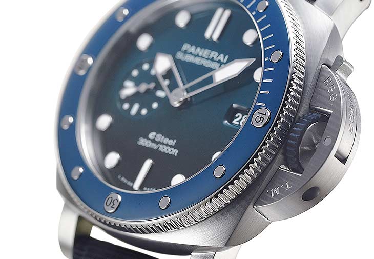 沛納海PANERAI Submersible QuarantaQuattro eSteelVerde Smeraldo PAM01289