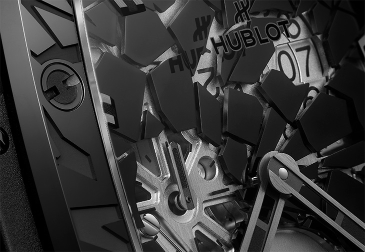 HUBLOT宇舶Spirit of Big Bang Impact All Black