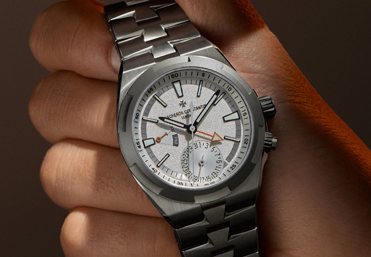 VACHERON CONSTANTIN江詩丹頓Overseas Cardinal Points兩地時間腕錶