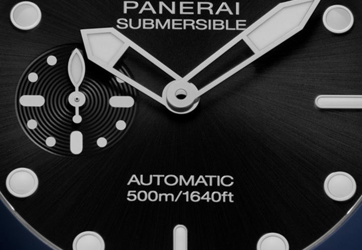 PANERAI沛納海Submersible 系列 44 毫米金屬鍊帶潛水腕錶PAM01756