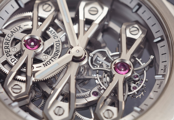 GIRARD-PERREGAUX 芝柏表Laureato桂冠系列三金橋陀飛輪腕錶