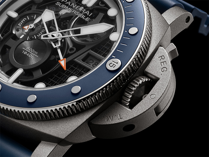 沛納海PANERAI Submersible兩地時間腕錶