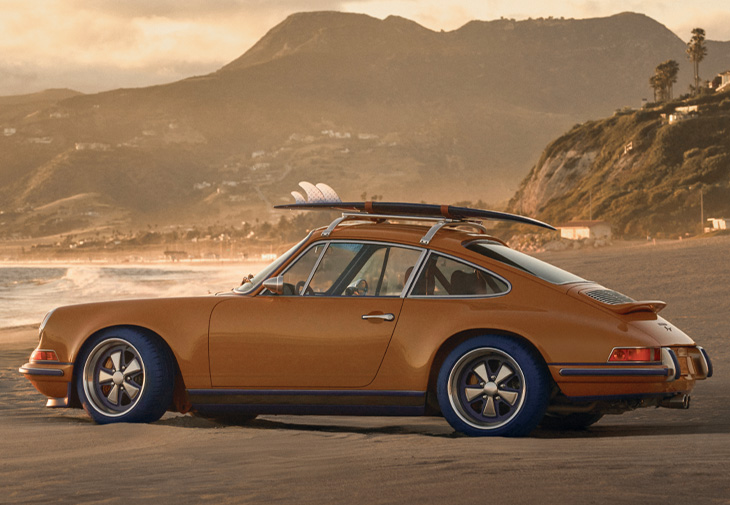 路易威登LOUIS VUITTON × Singer加州跑車工作室Porsche 911