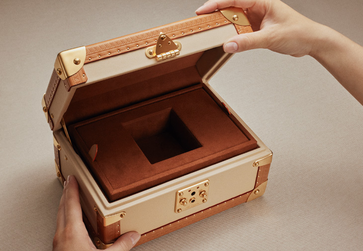 路易威登LOUIS VUITTON × Singer加州跑車工作室Porsche 911