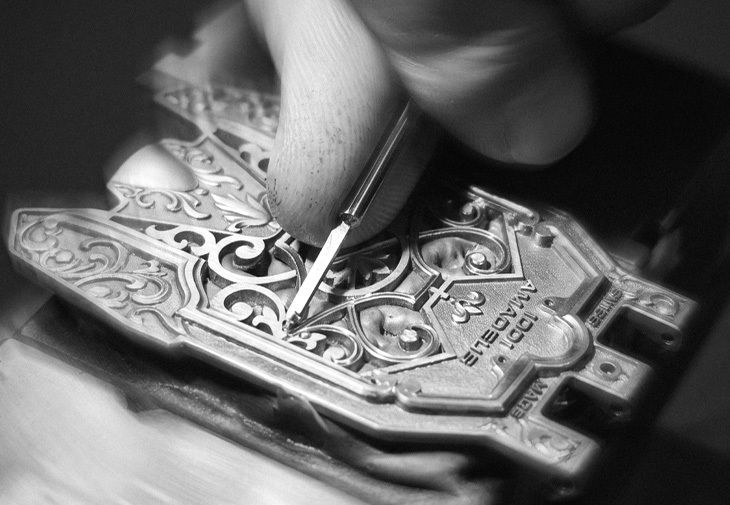 URWERK UR-1001 Amadeus懷錶