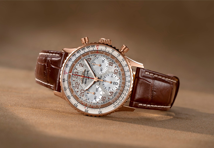 BREITLING百年靈Navitimer B02 Chronograph 41 Cosmonaute STARLUX Airline Edition