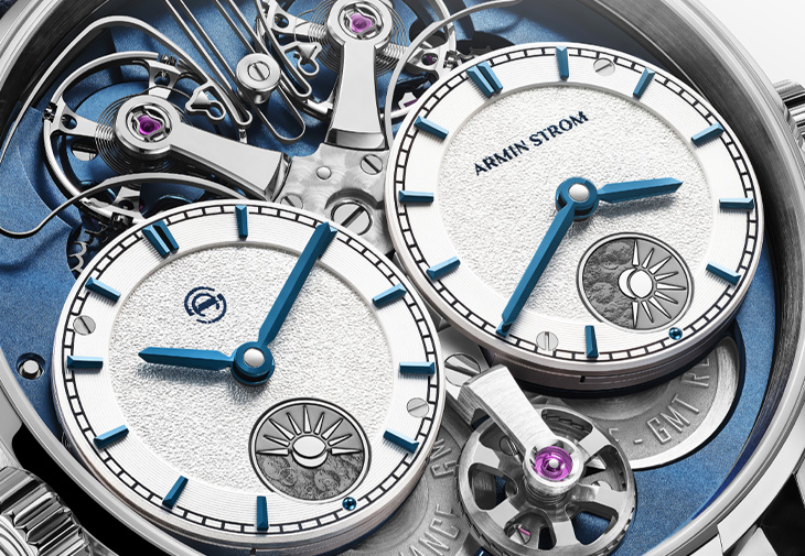 ARMIN STROM「Out of the Blue」雙時區 GMT 共振自製機芯藍色腕錶