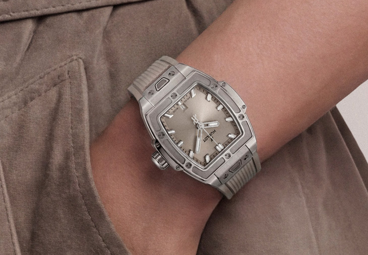 HUBLOT宇舶Spirit of Big Bang 煙褐色系列精鋼腕錶