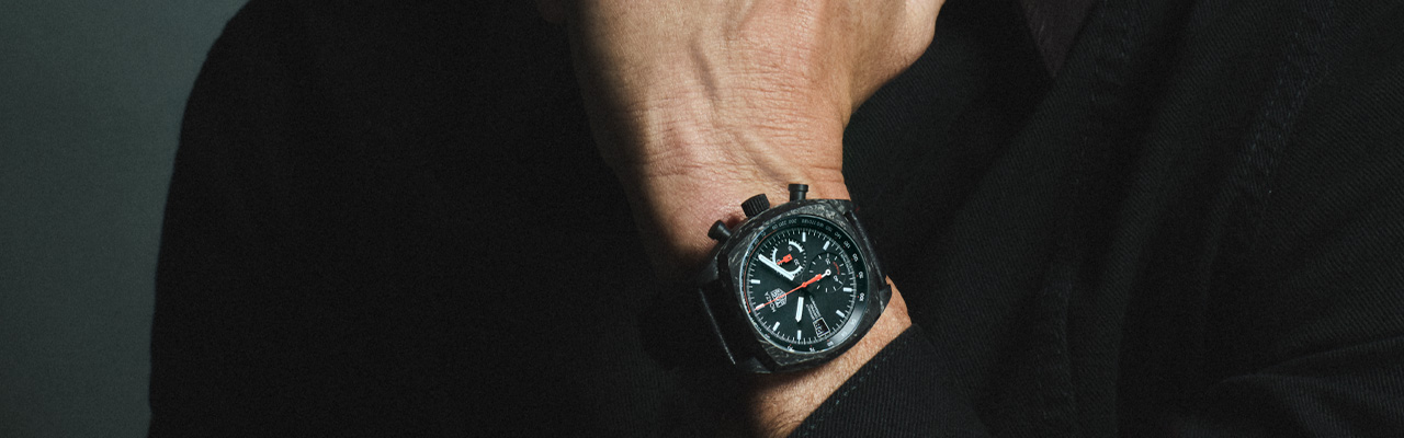 TAG HEUER泰格豪雅 Monza 飛返計時腕錶50週年限量款