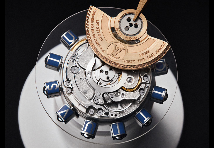 LOUIS VUITTON路易威登Tambour Spin Time