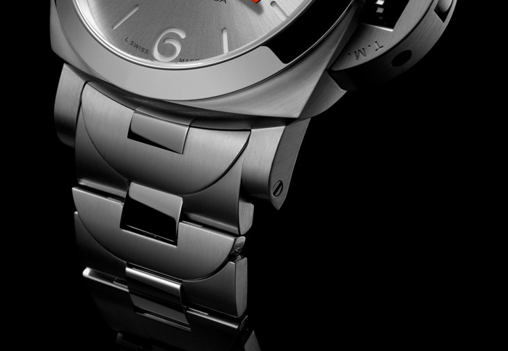 PANERAI沛納海Luminor Luna Rossa