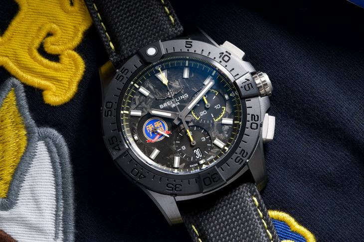 BREITLING百年靈Avenger B01 Chronograph 44 Night Mission限量腕錶