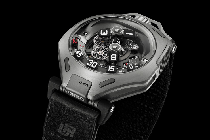 時間每小時重新「拆解與重組」，URWERK UR-300 Quantum腕錶以T字結構演繹量子世界