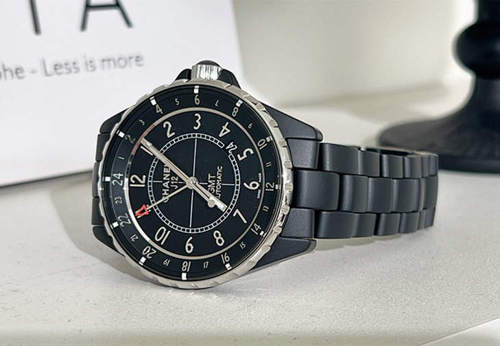 香奈兒 CHANEL J12