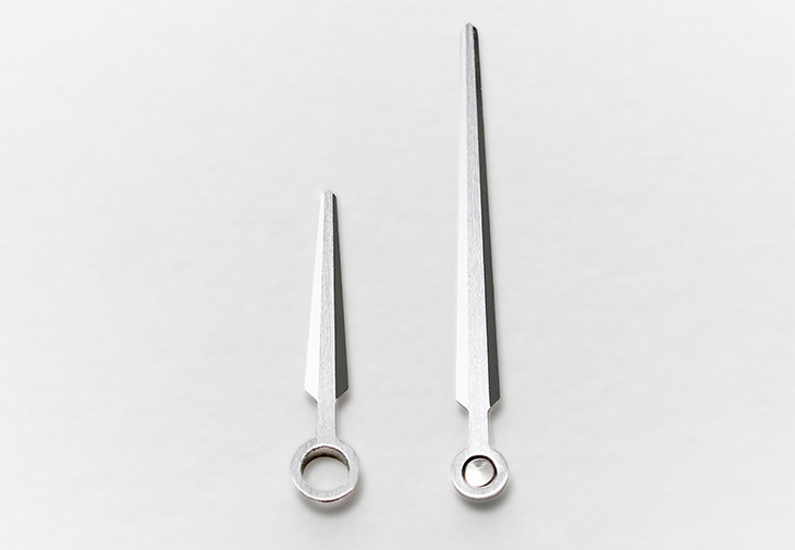 LOUIS ERARD Métiers d’Art Fil d’Or 金線刺繡限量腕錶