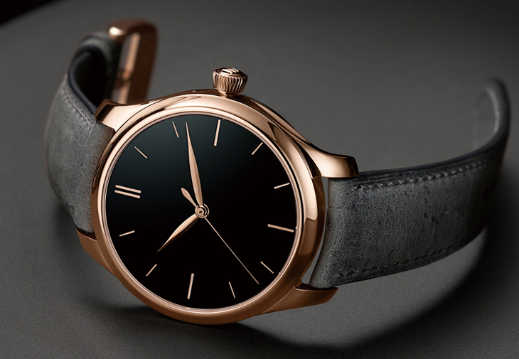 H.MOSER & CIE. Endeavour Centre Seconds Vantablack®