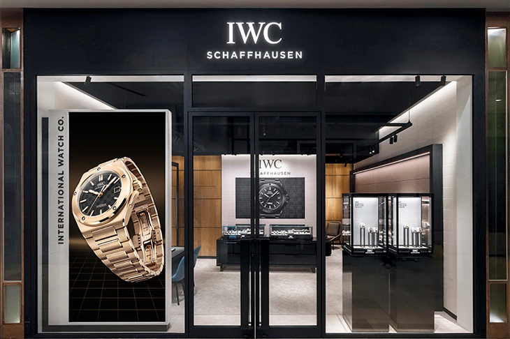 IWC進駐台中大遠百  飛行員高性能計時數字日期- 月份萬年曆腕錶、Shock Absorber XPL陀飛輪鏤空腕錶首度來台