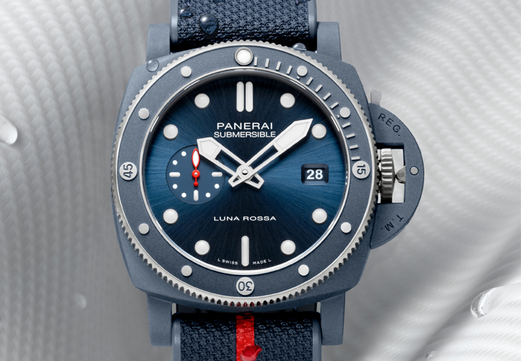 沛納海 Submersible QuarantaQuattro Luna Rossa Ti-Ceramitech™ PAM01466 PAM01543 PANERAI