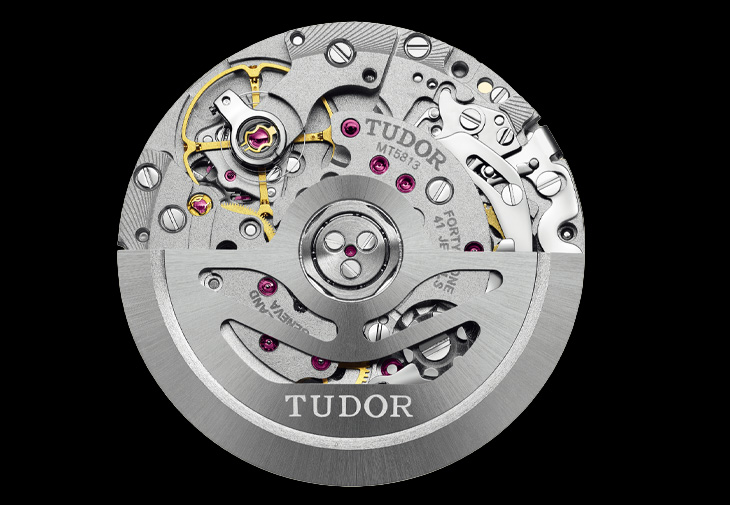 TUDOR帝舵表Black Bay Chrono「Carbon 26」碳纖計時腕錶