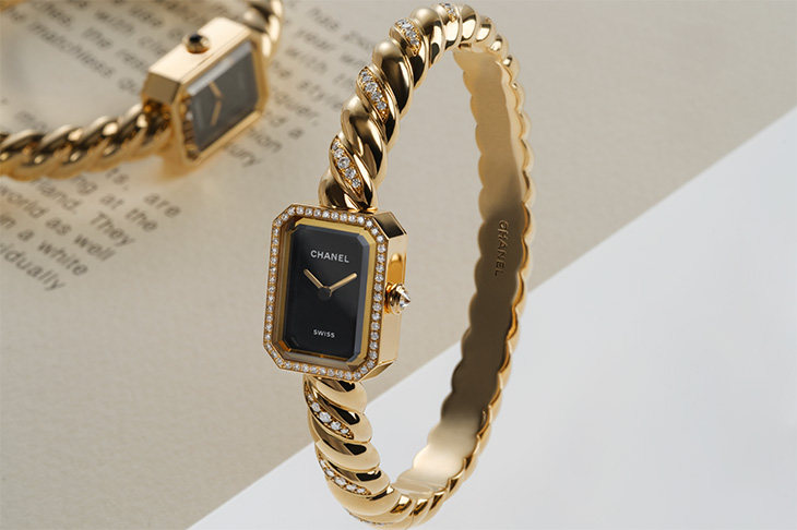 將編織緄邊幻化腕錶設計元素／CHANEL Première Galon
