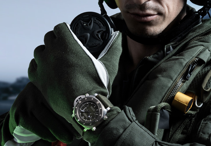 PANERAI沛納海Submersible ChronoMarina Militare體驗版腕錶