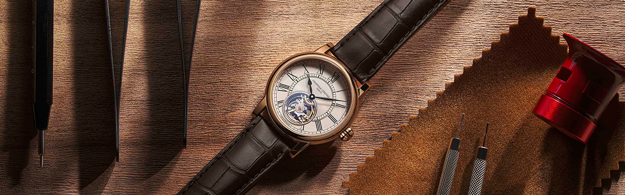 康斯登百年典雅心跳自製機芯腕錶