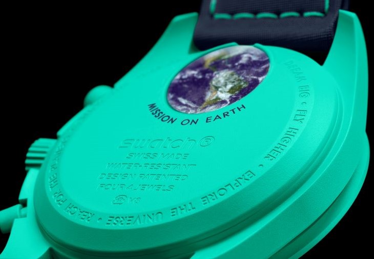 SWATCH Bioceramic MoonSwatch