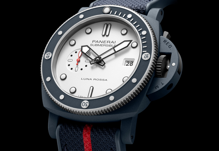 沛納海 Submersible QuarantaQuattro Luna Rossa Ti-Ceramitech™ PAM01466 PAM01543 PANERAI