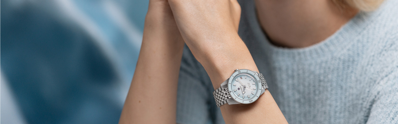 RADO雷達表Captain Cook 庫克船長系列300米自動腕錶