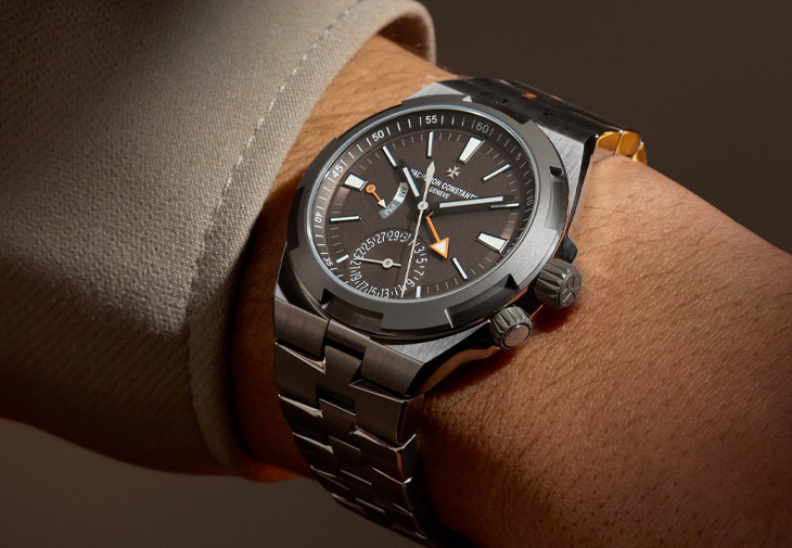 VACHERON CONSTANTIN江詩丹頓Overseas Cardinal Points兩地時間腕錶